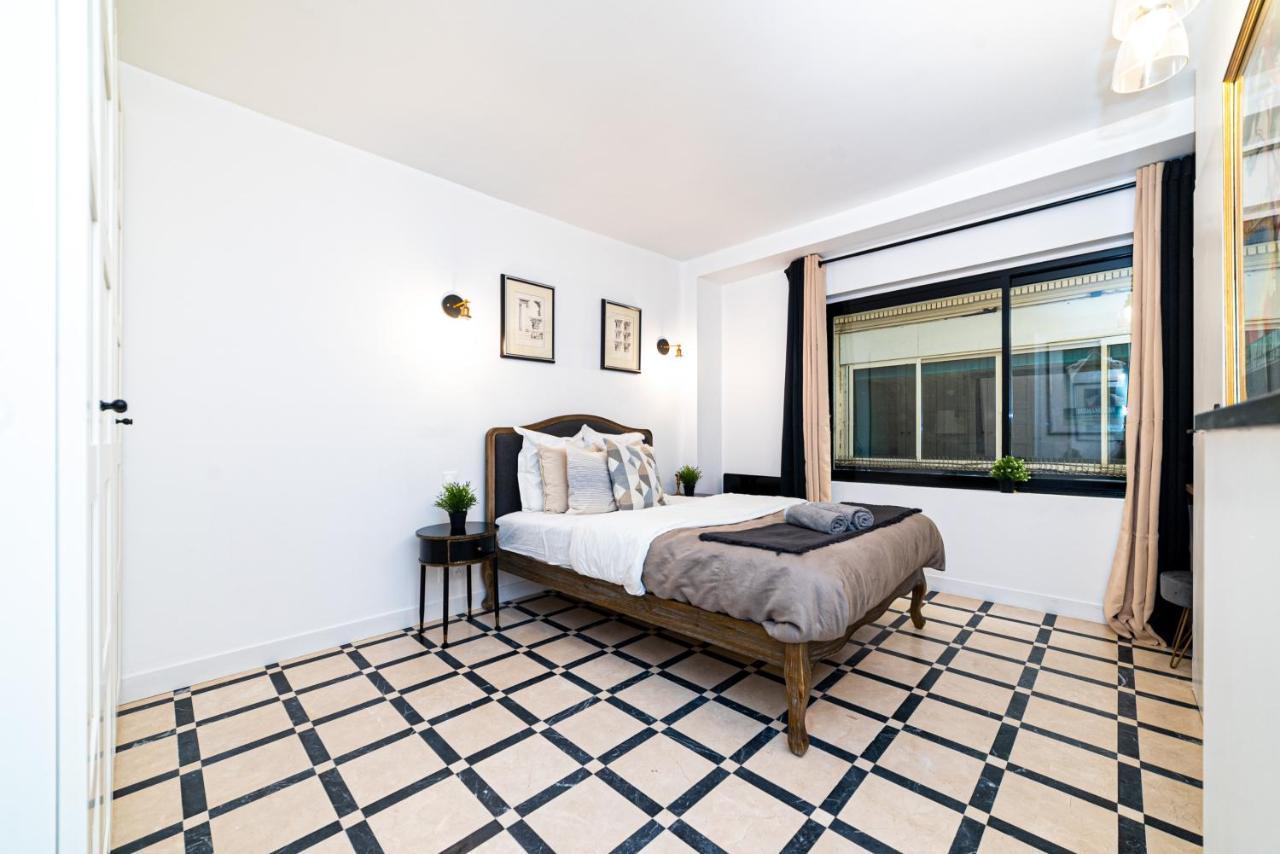 Апартаменты Luxurious Triplex - Marais & Montorgueil Париж Экстерьер фото